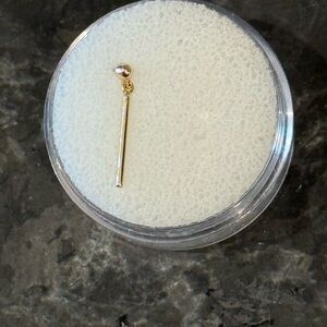 Yellow gold Threadless end